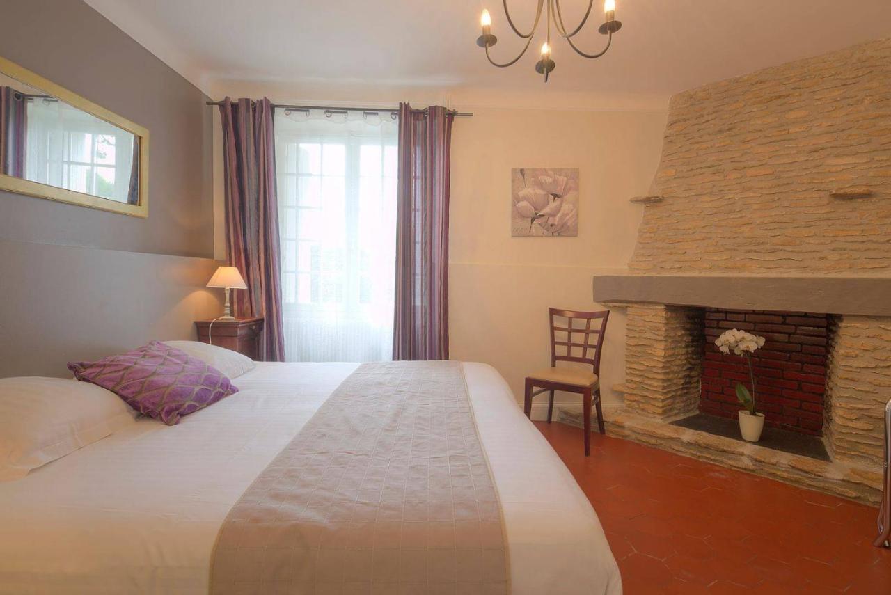 Hotel La Hoirie Сарла-ла-Канеда Экстерьер фото